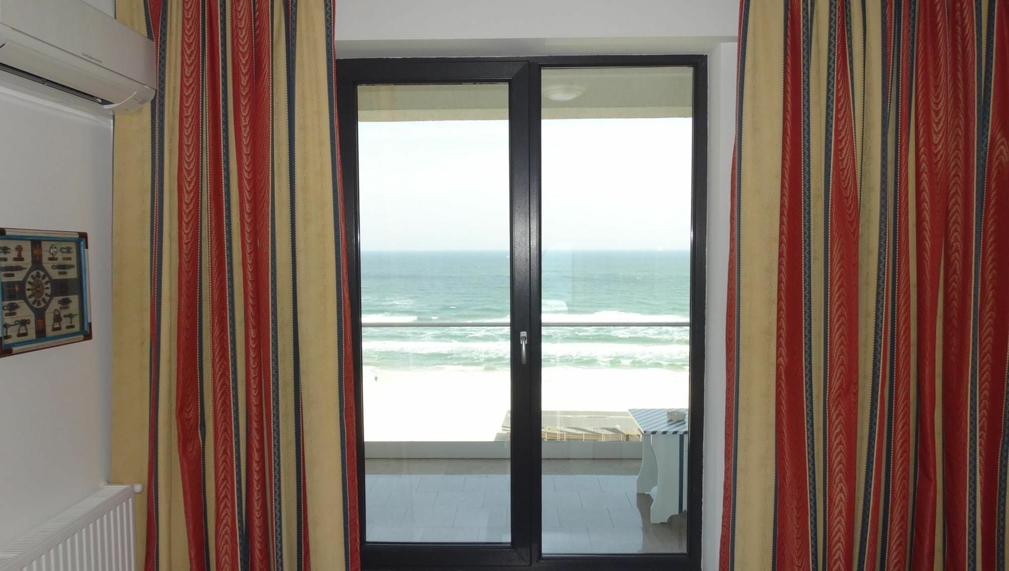 Bluemarina Mamaia